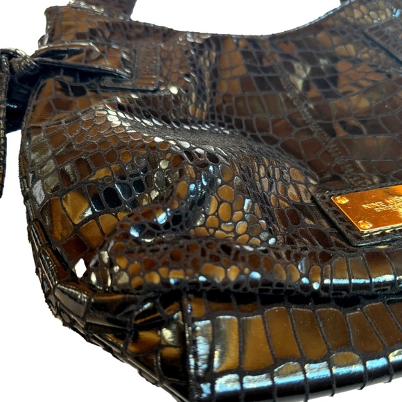 Black Croc Embossed Tie Detail Vegan Leather Purse - Picture 3 of 4